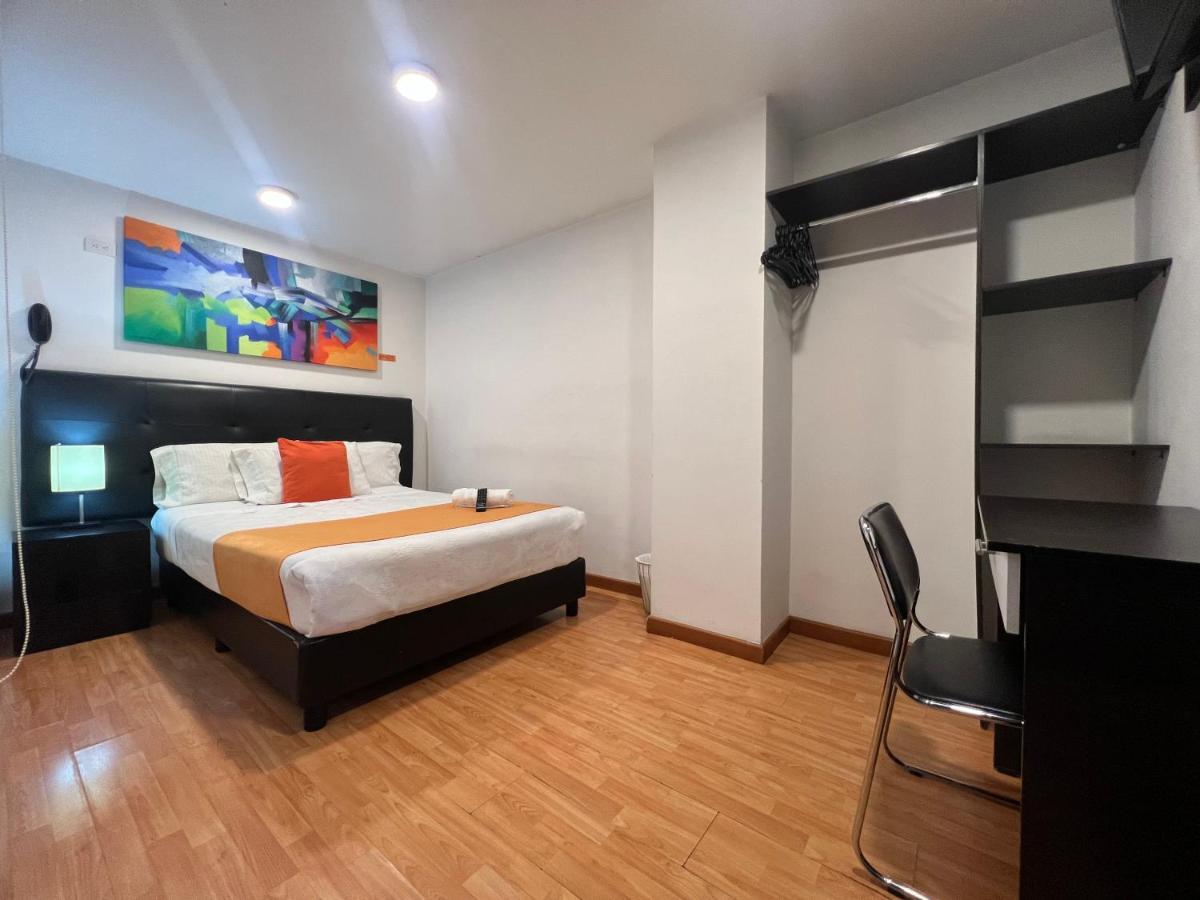 Hotel Ferias Park โบโกตา ภายนอก รูปภาพ