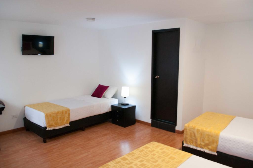 Hotel Ferias Park โบโกตา ภายนอก รูปภาพ