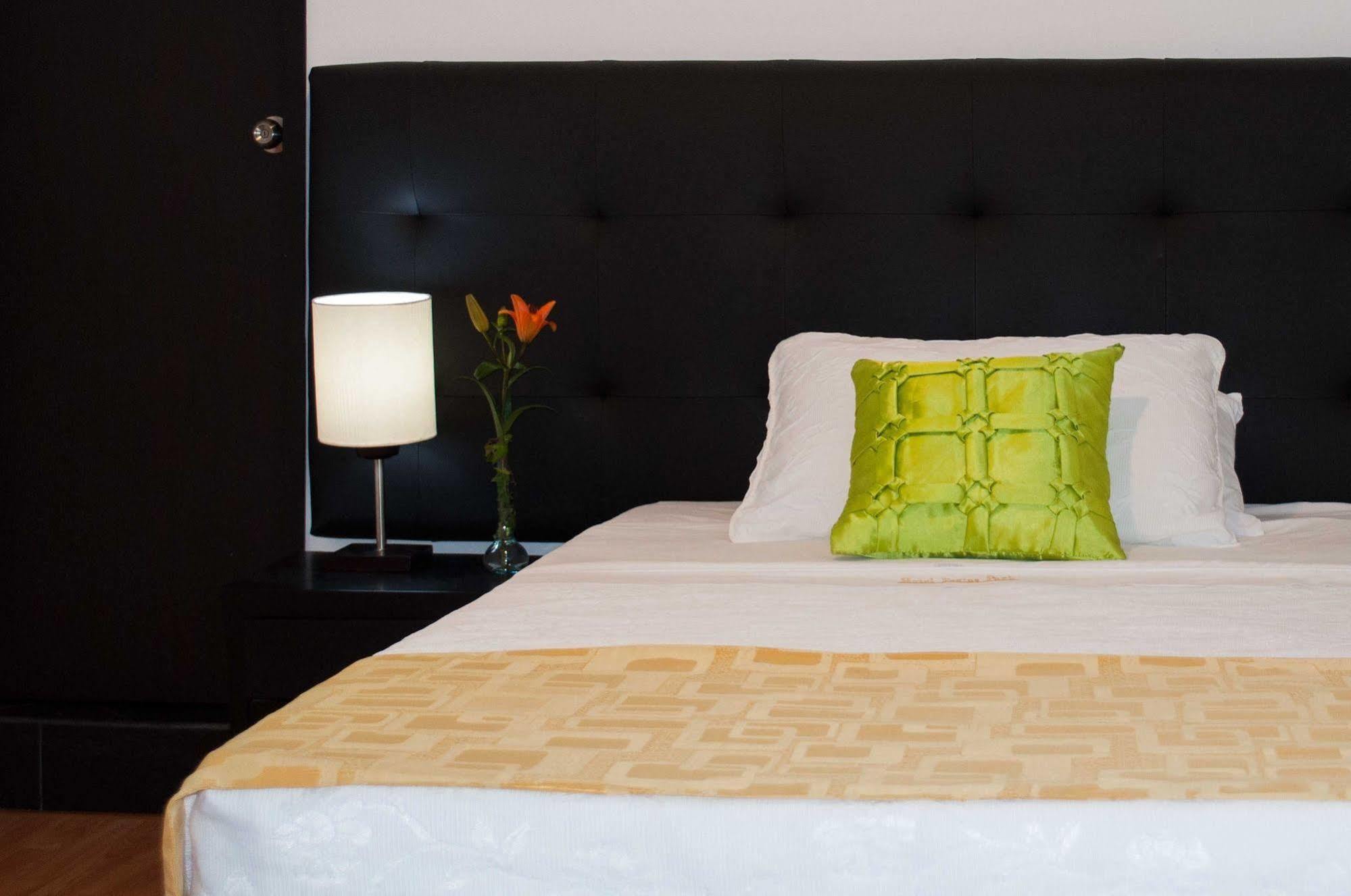 Hotel Ferias Park โบโกตา ภายนอก รูปภาพ