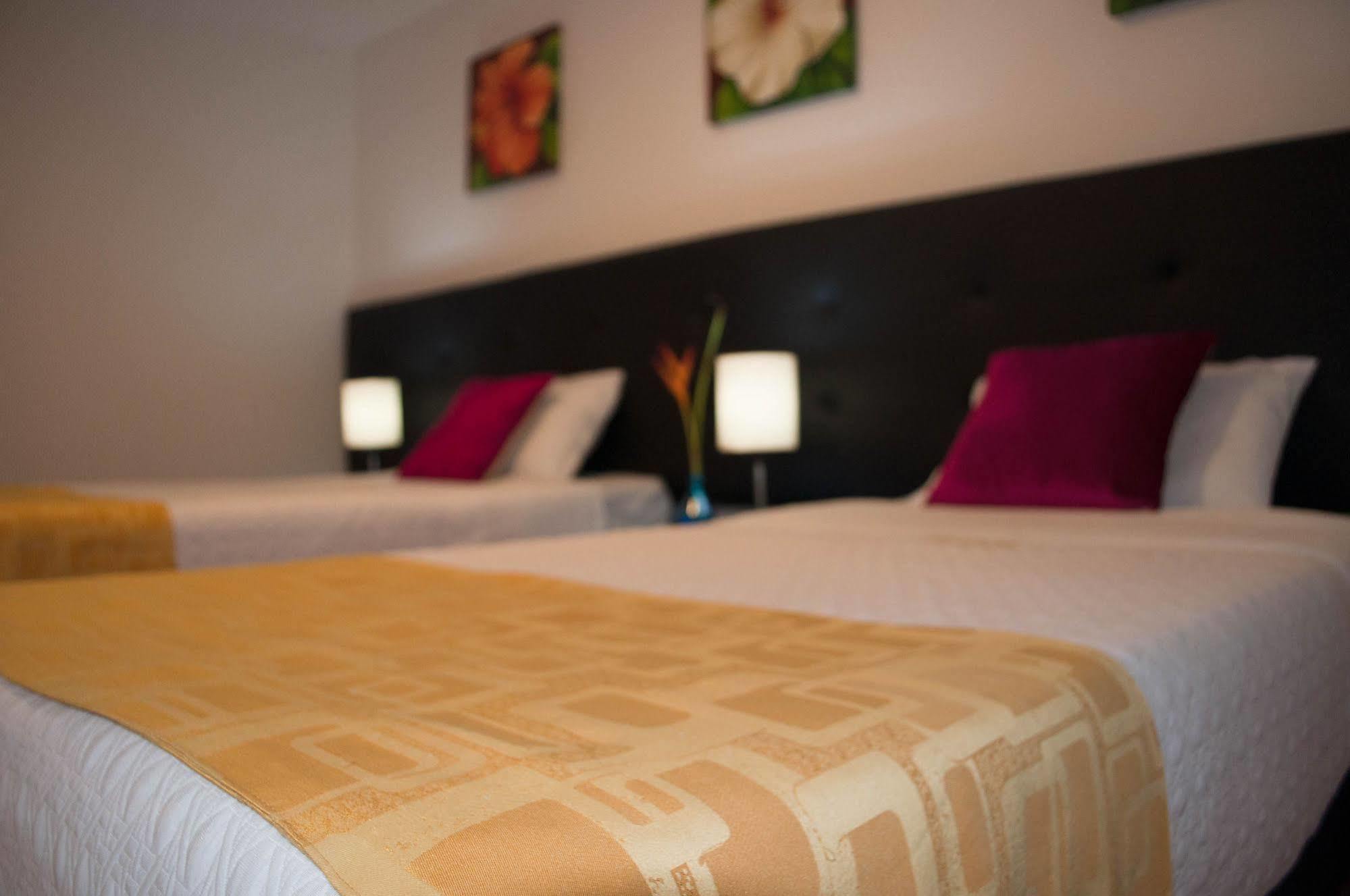 Hotel Ferias Park โบโกตา ภายนอก รูปภาพ