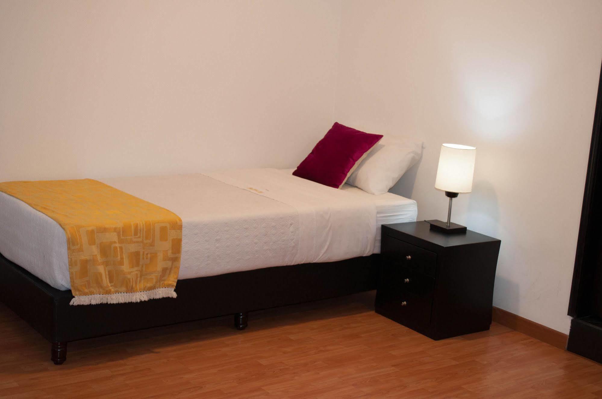 Hotel Ferias Park โบโกตา ภายนอก รูปภาพ